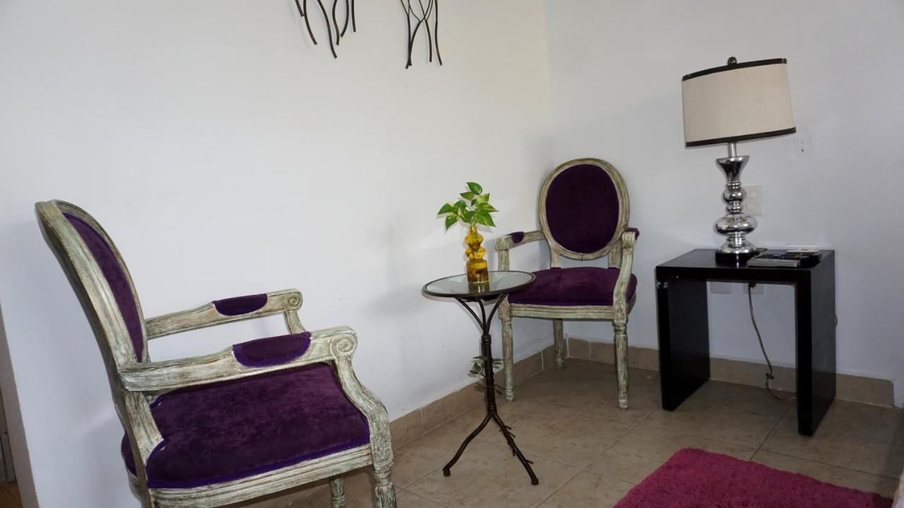 Casa Ticul Hotel Boutique - 5Th Ave (Adults Only) Playa del Carmen Exterior foto A room at the hotel